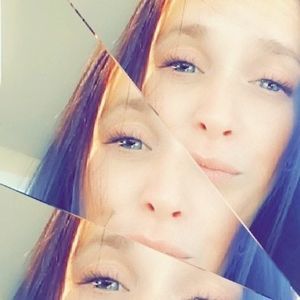 Meet your Posher, Jenn